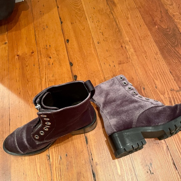 3.1 Philip Lim hayett green velvet mid calf boots. Brand new. Size US 8/EU 38. - Picture 7 of 7